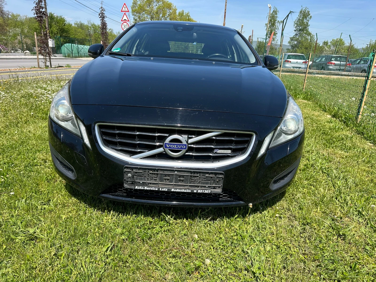 Volvo V60 2.0D D3 R/DESGIN 