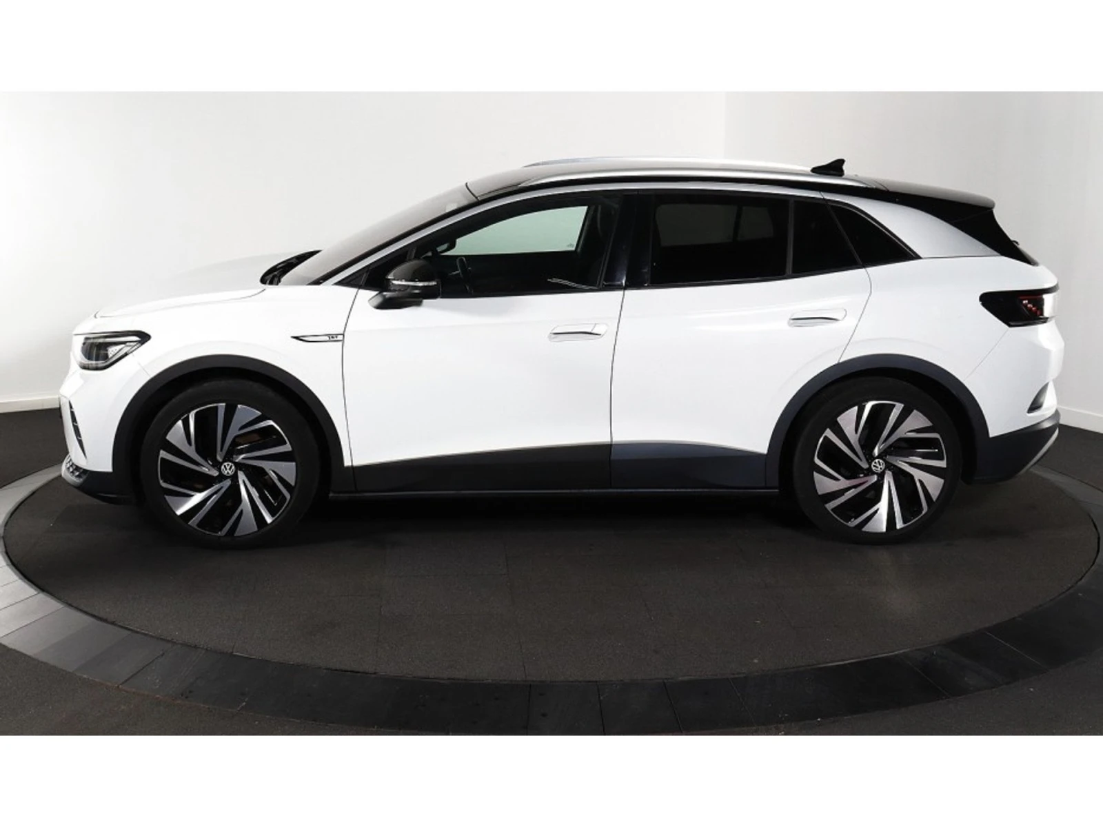 VW ID.4 MAX* 77kW* 204, снимка 2 - Автомобили и джипове - 54899870