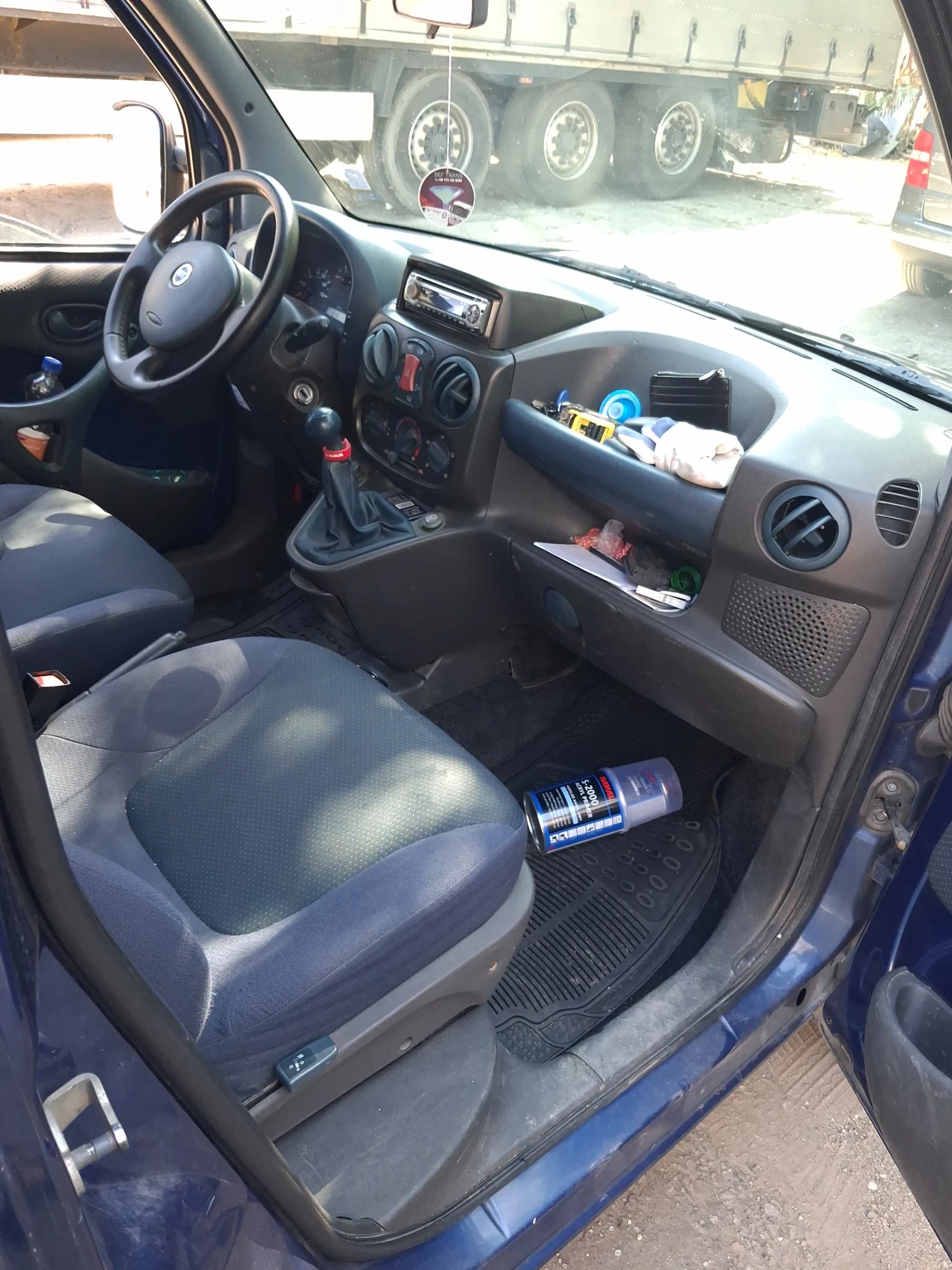 Fiat Doblo 1.9jtd Perfektno, снимка 10 - Автомобили и джипове - 55234782
