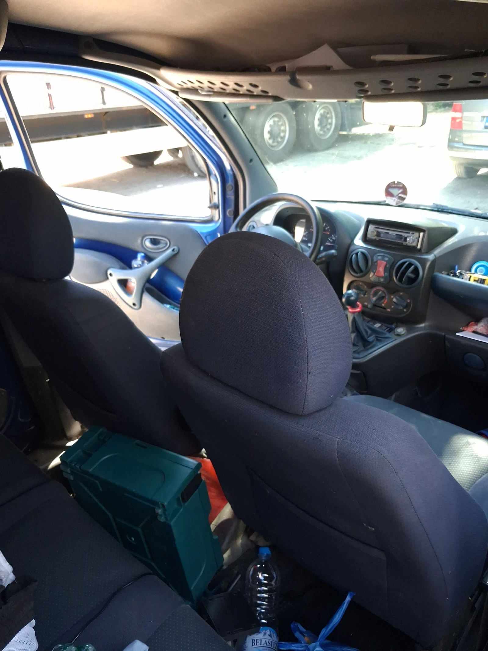 Fiat Doblo 1.9jtd Perfektno, снимка 9 - Автомобили и джипове - 55234782
