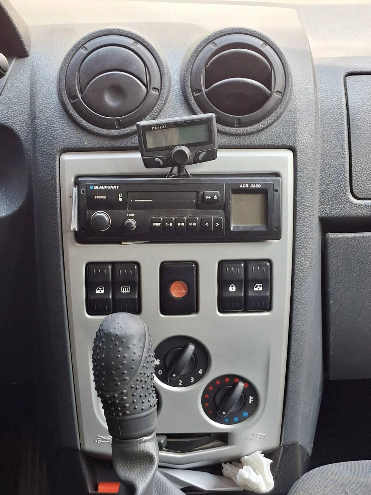 Dacia Logan 1, 5D, снимка 7 - Автомобили и джипове - 55542027