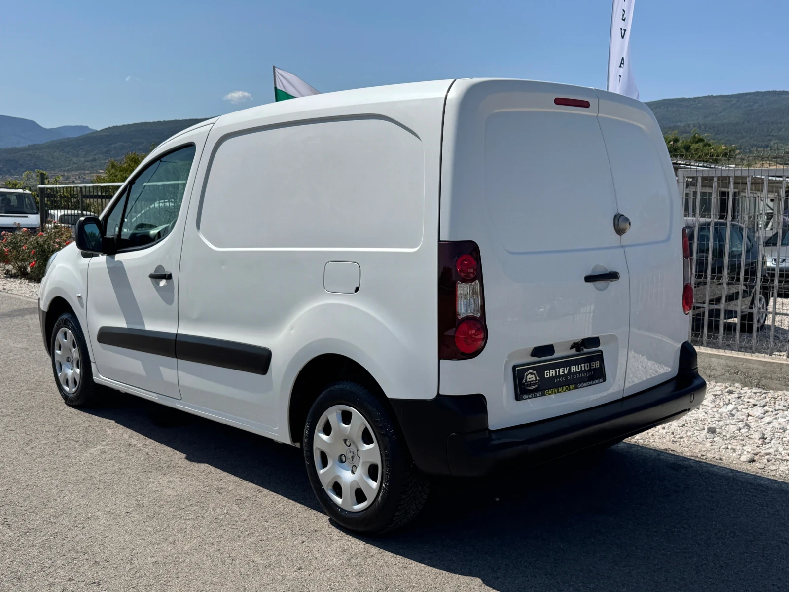 Peugeot Partner 1.6 HDI, снимка 6 - Автомобили и джипове - 55661828