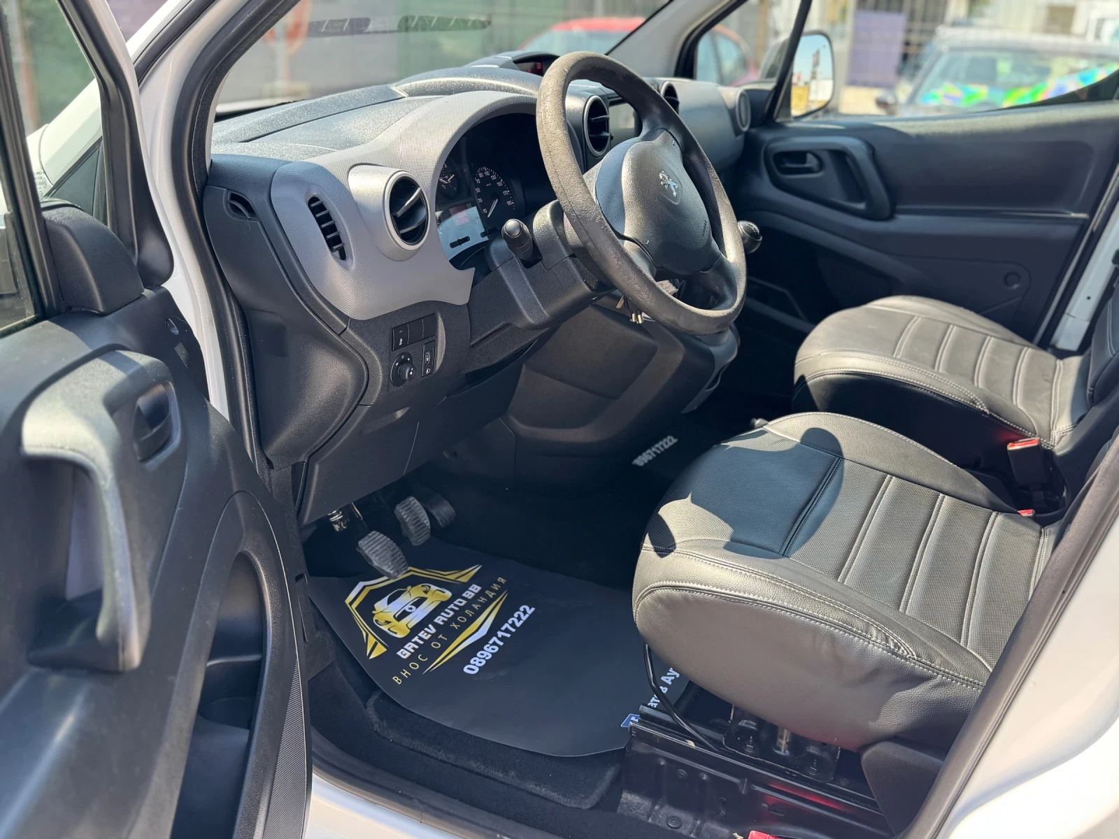 Peugeot Partner 1.6 HDI, снимка 9 - Автомобили и джипове - 55661828