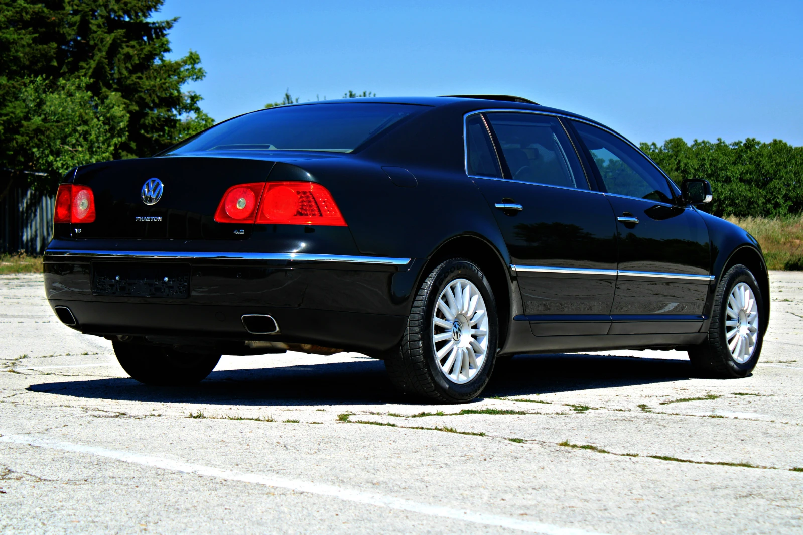VW Phaeton 4.2 V8 Long EXCLUSIVE 4motion, снимка 9 - Автомобили и джипове - 55693782