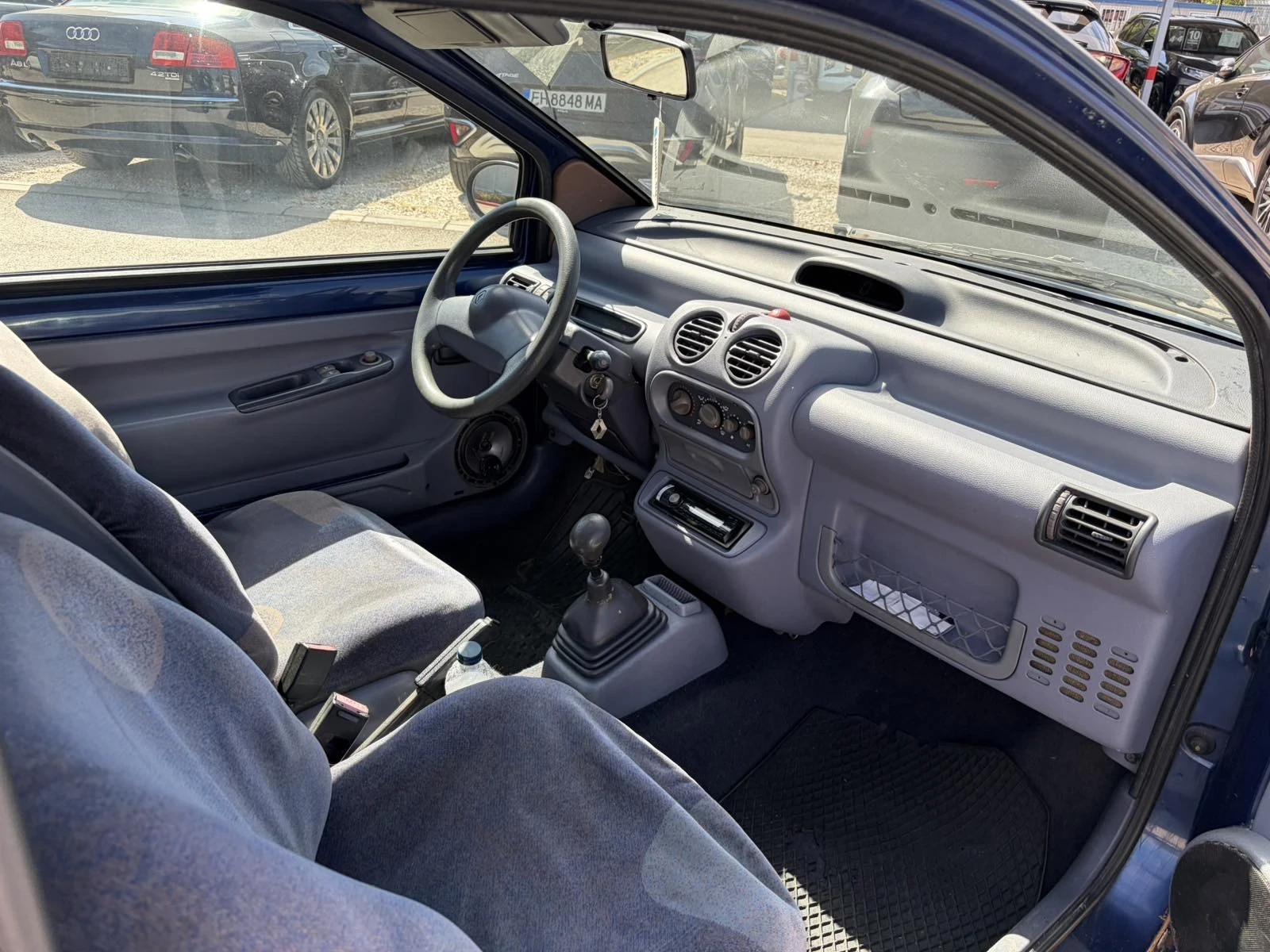 Renault Twingo 1.2, снимка 9 - Автомобили и джипове - 55737771
