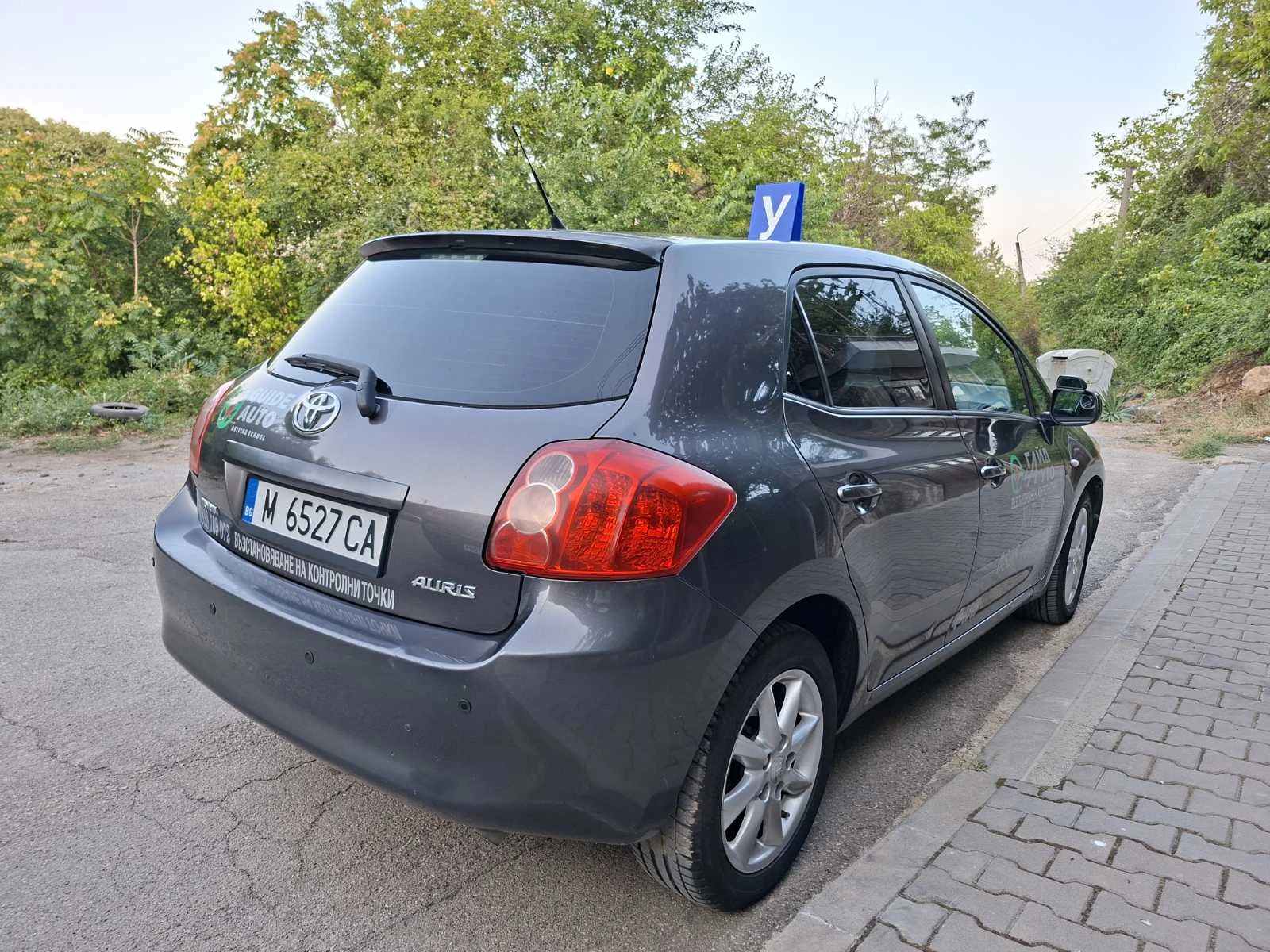 Toyota Auris, снимка 3 - Автомобили и джипове - 55950619