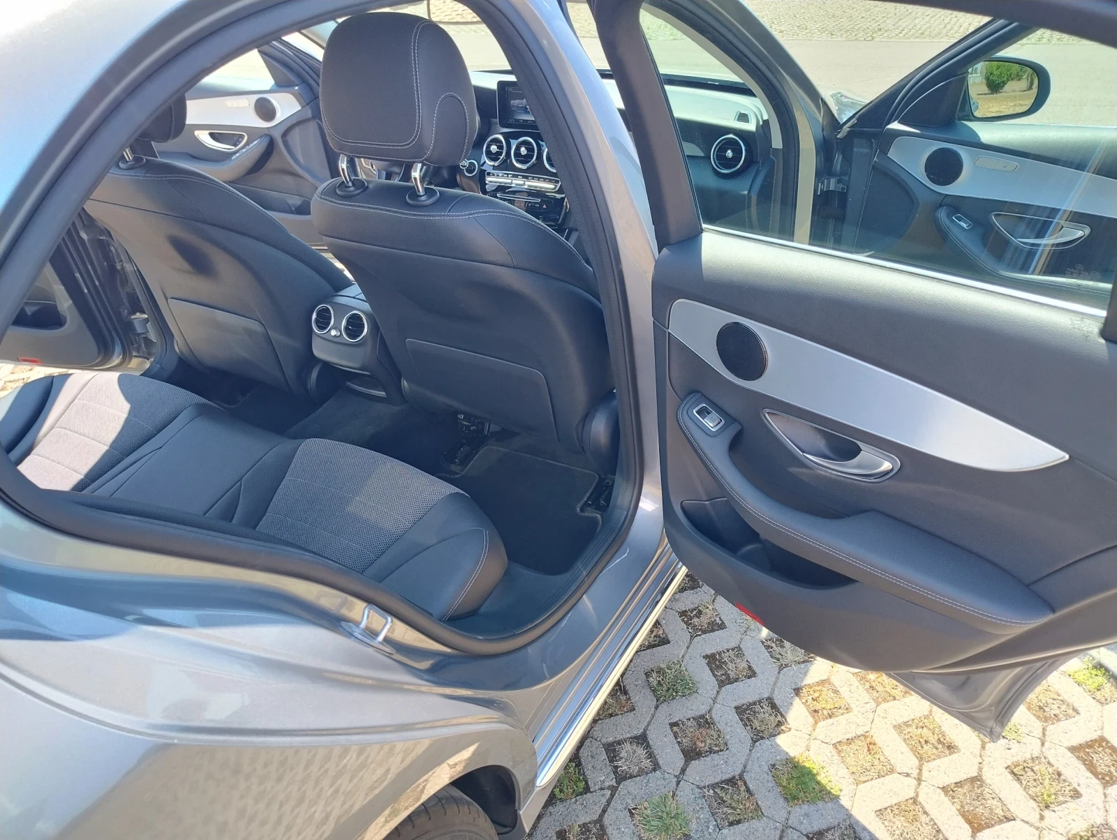 Mercedes-Benz C 200 Топ Състояние , снимка 12 - Автомобили и джипове - 56036560
