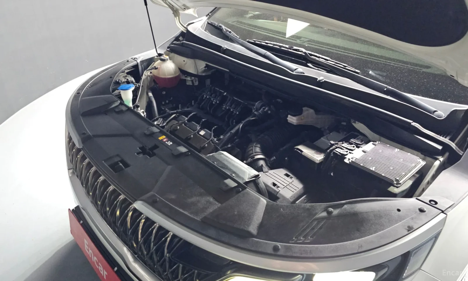 Kia Carnival 3.5 Само на газ\Подгреви\Обдухване, снимка 6 - Автомобили и джипове - 56327270