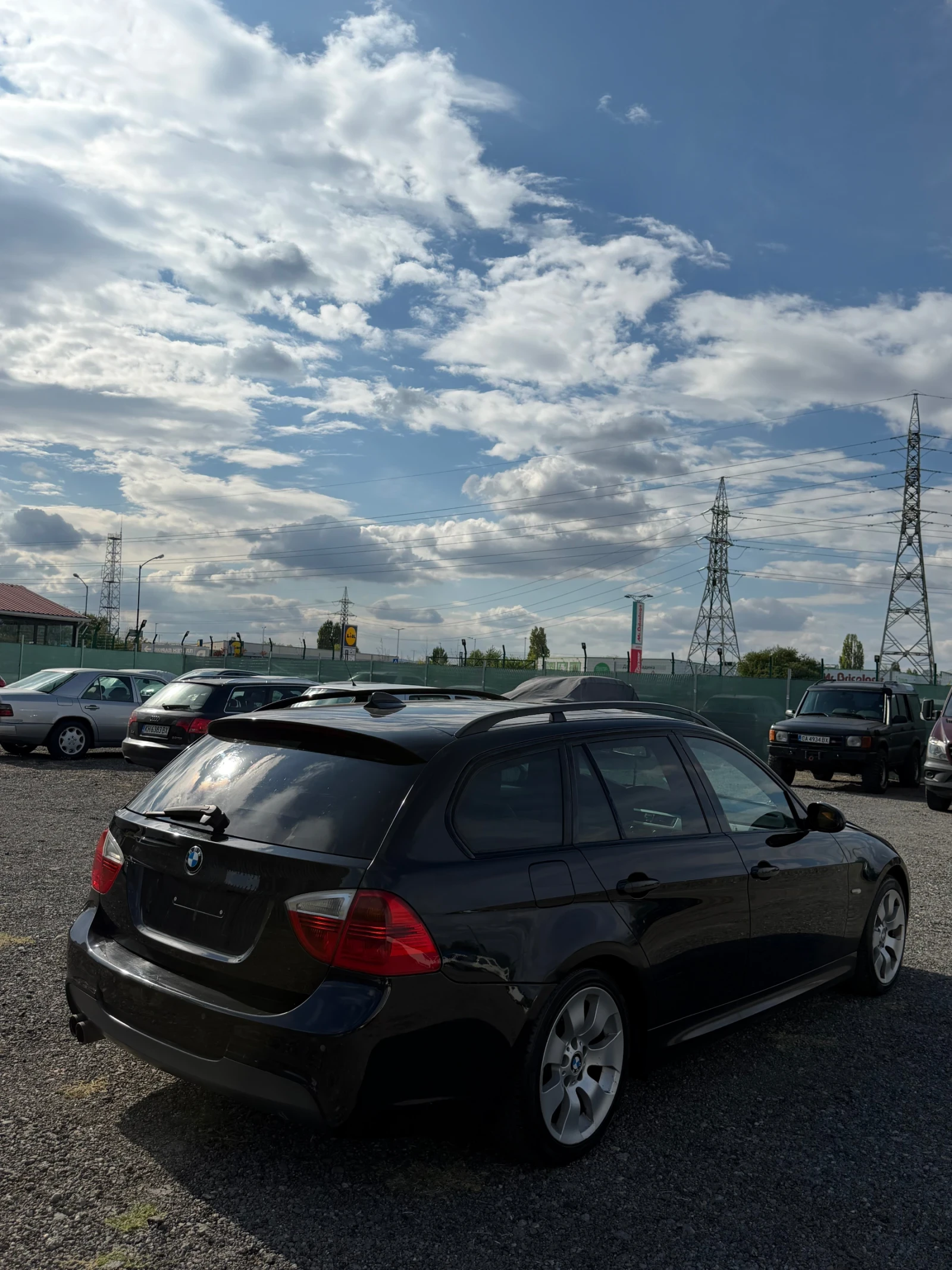 BMW 330 M-pack, снимка 3 - Автомобили и джипове - 56372633