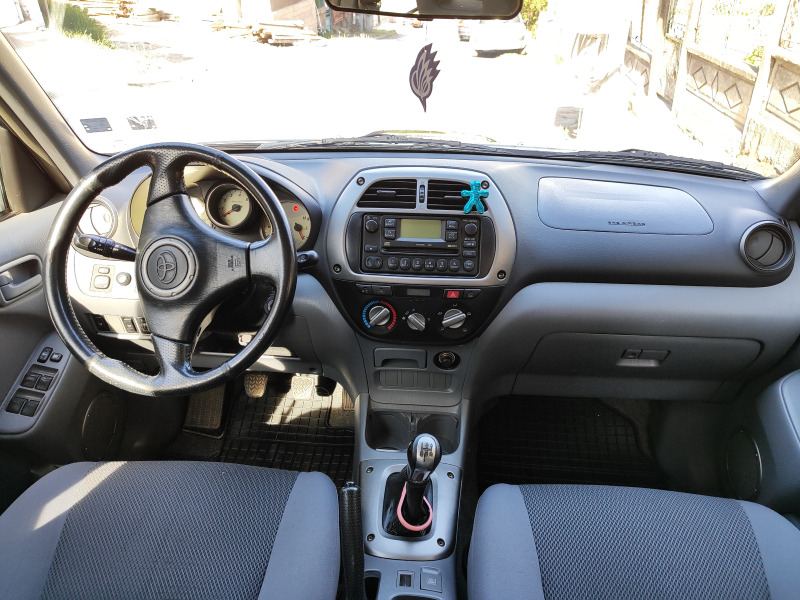 Toyota Rav4, снимка 3 - Автомобили и джипове - 45574892