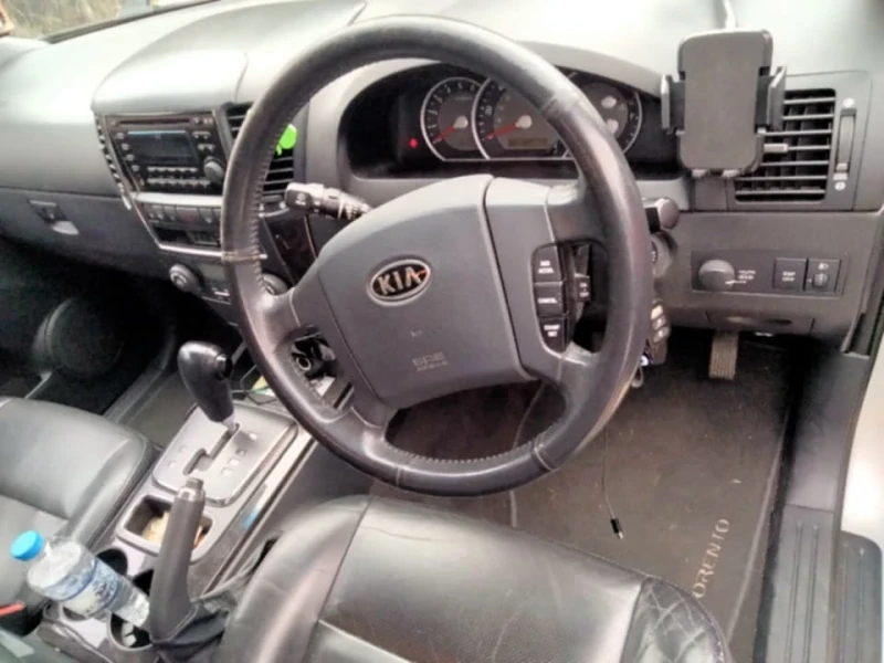 Kia Sorento, снимка 9 - Автомобили и джипове - 48024971