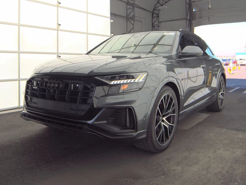 Audi Q8 MATRIX* BLACK OPTIC* DISTRONIK* PANO* B&O* KEYLESS