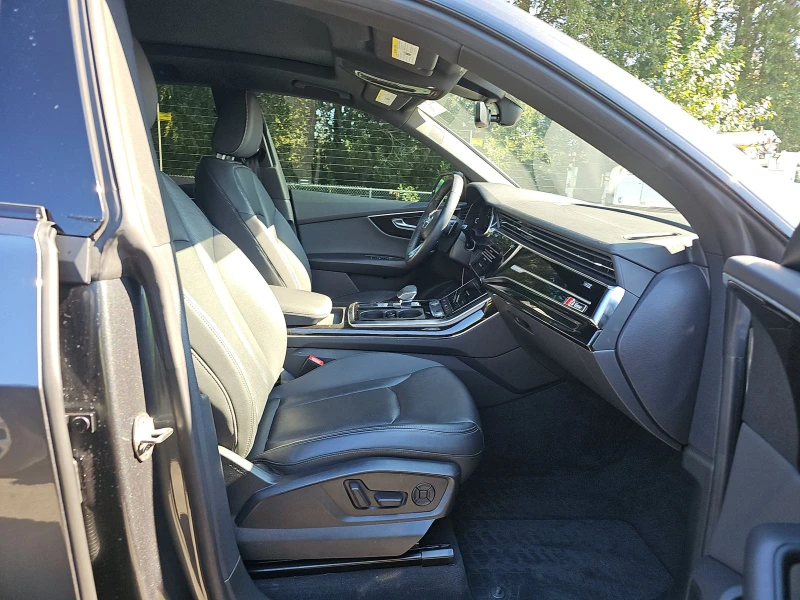 Audi Q8 MATRIX* BLACK OPTIC* DISTRONIK* PANO* B&O* KEYLESS, снимка 12 - Автомобили и джипове - 52096301