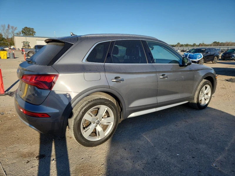 Audi Q5 2.0T* PREMIUM* PLUS* ДИГИТАЛНО* ТАБЛО* 360КАМЕРА* , снимка 2 - Автомобили и джипове - 53131767