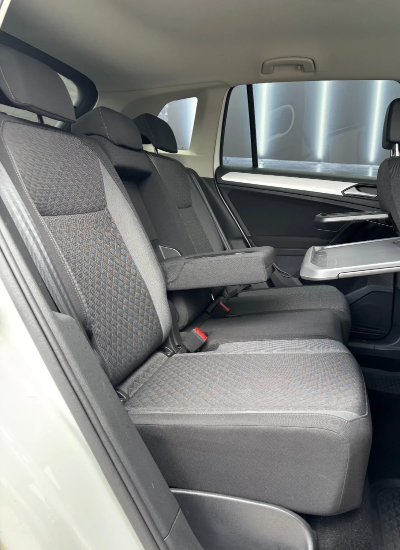 VW Tiguan 2.0TDI R-Line - 43999 лв. - 77325555 | Car24.bg