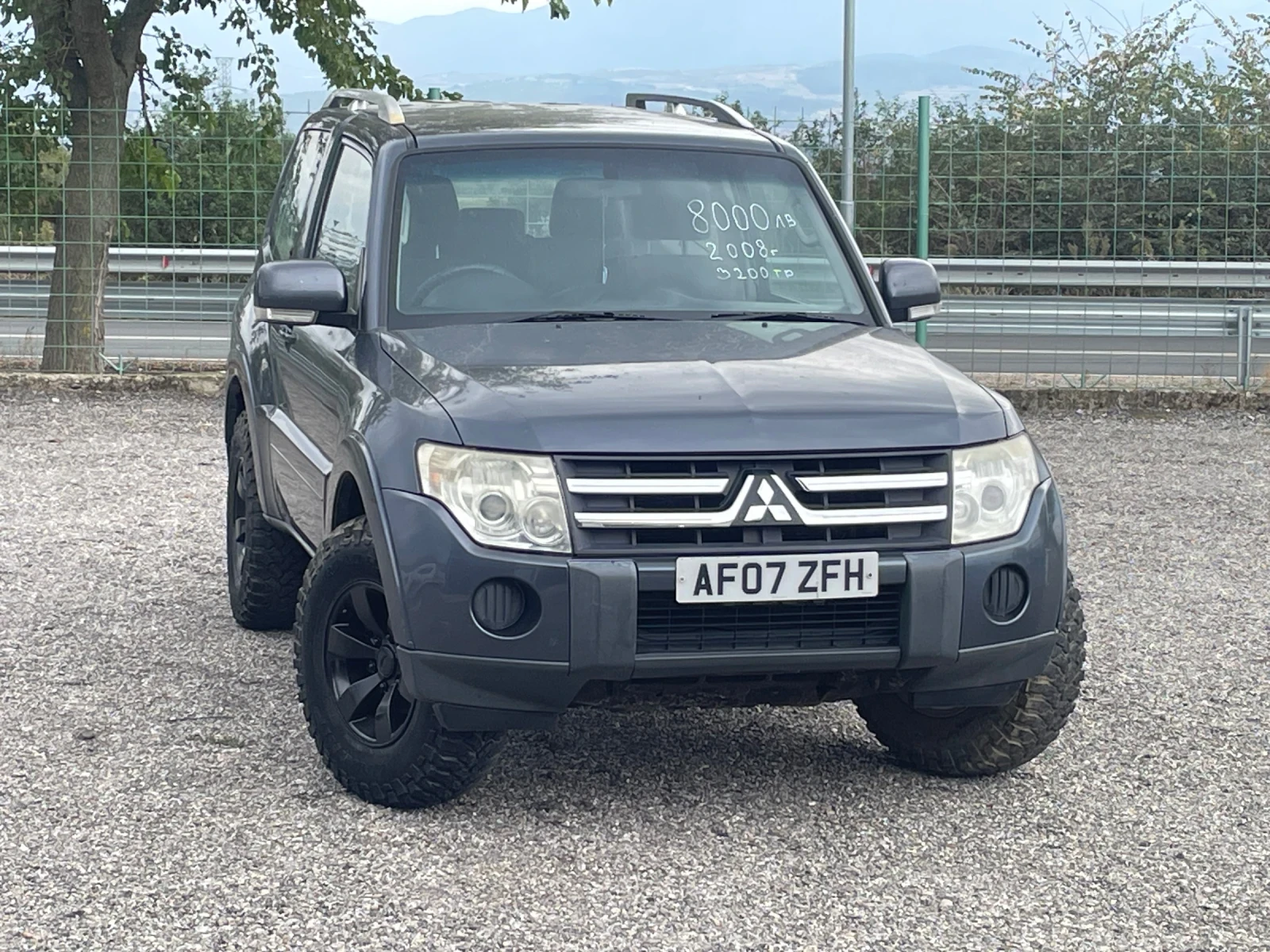 Mitsubishi Pajero - [1] 