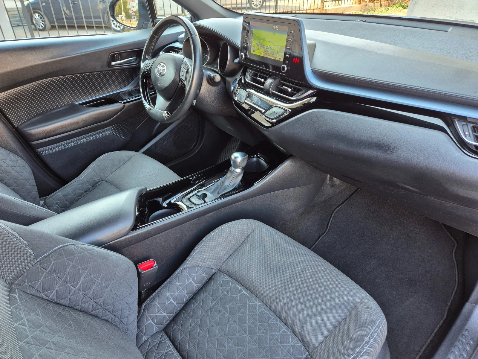 Toyota C-HR 1.8 HIBRID-LED-LINE ASSIST-PODGREV-CAMERA - изображение 10