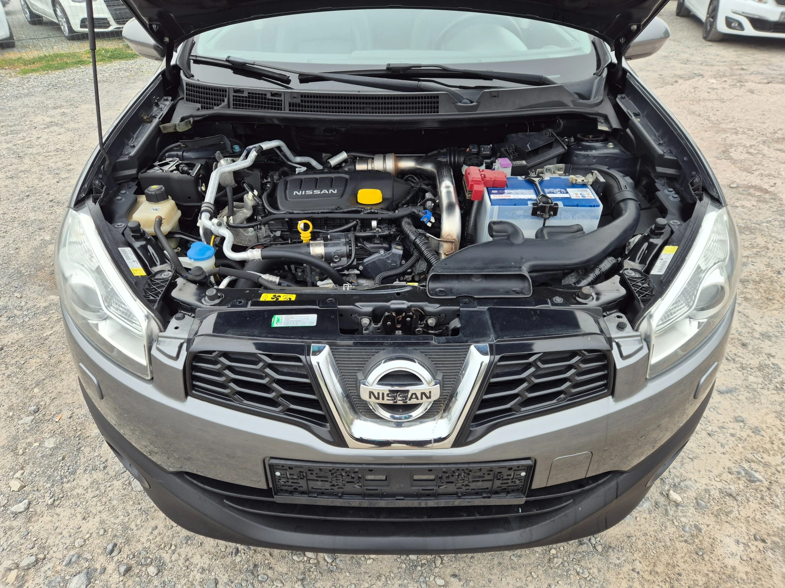 Nissan Qashqai + 2 1.6DCI , снимка 16 - Автомобили и джипове - 53833696