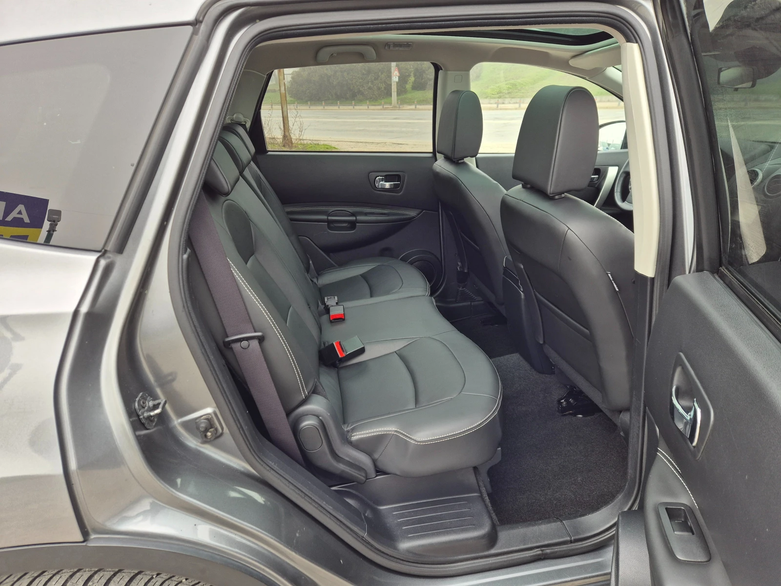 Nissan Qashqai + 2 1.6DCI , снимка 10 - Автомобили и джипове - 53833696