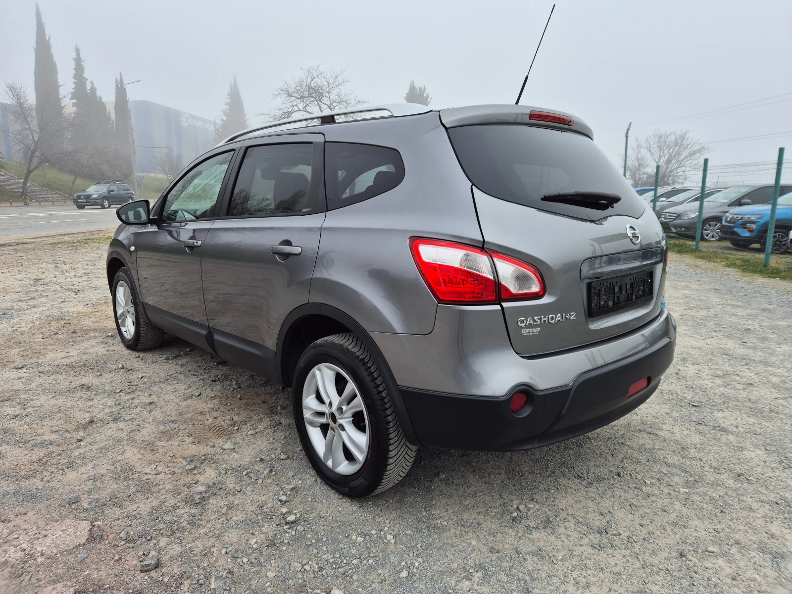 Nissan Qashqai + 2 1.6DCI , снимка 3 - Автомобили и джипове - 53833696