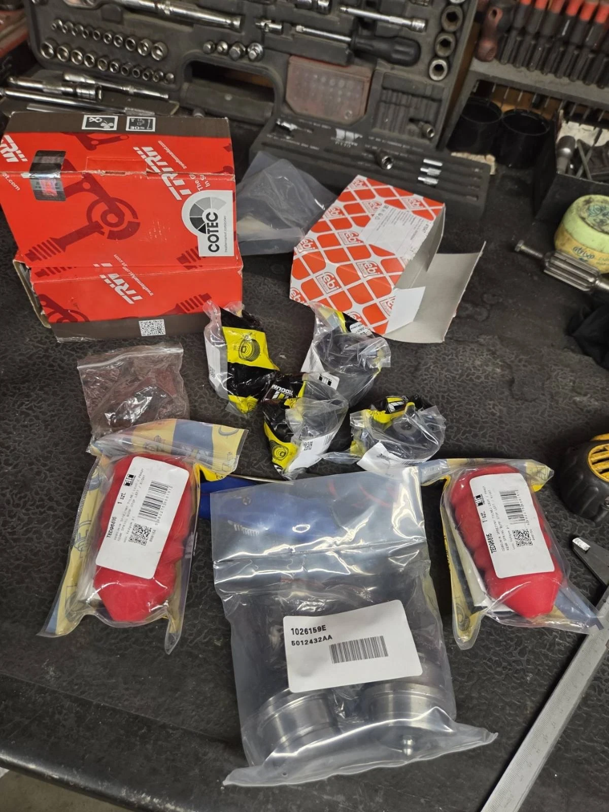 Jeep Grand cherokee 4.7l V8, снимка 10 - Автомобили и джипове - 53891425