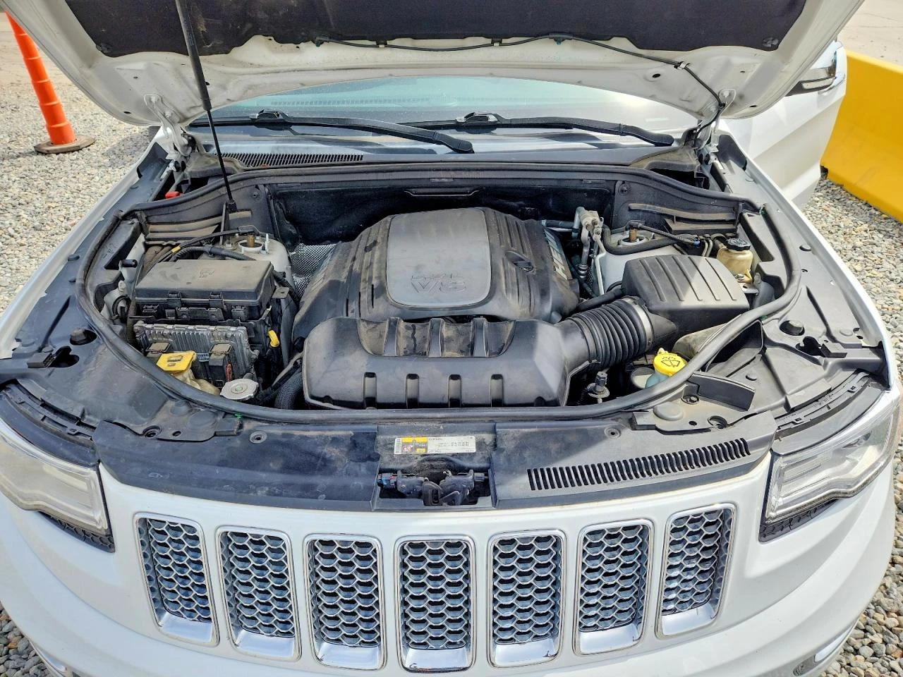 Jeep Grand cherokee SUMMIT 5.7 HEMI* ���������* HARMAN KARDON* ������� | Mobile.bg � ����������� 7