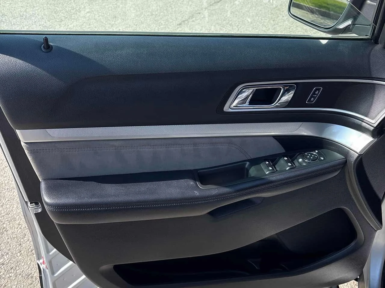 Ford Explorer * XLT * PANO* KEYLESS* ПОДГРЕВ* , снимка 17 - Автомобили и джипове - 54477600