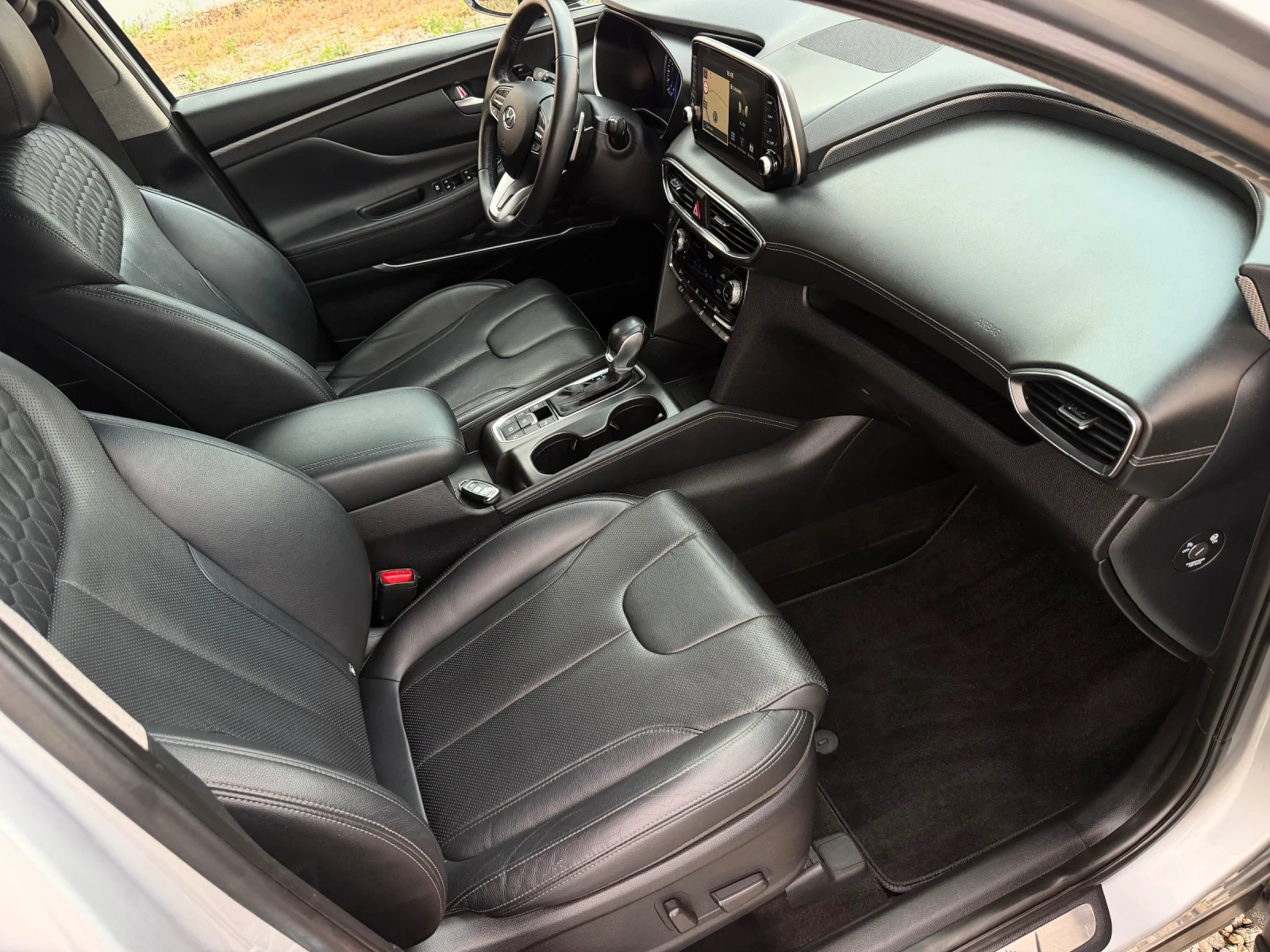 Hyundai Santa fe 2.2 CRDi 4x4 Premium HTRAC/ Всички екстри, снимка 11 - Автомобили и джипове - 54784327