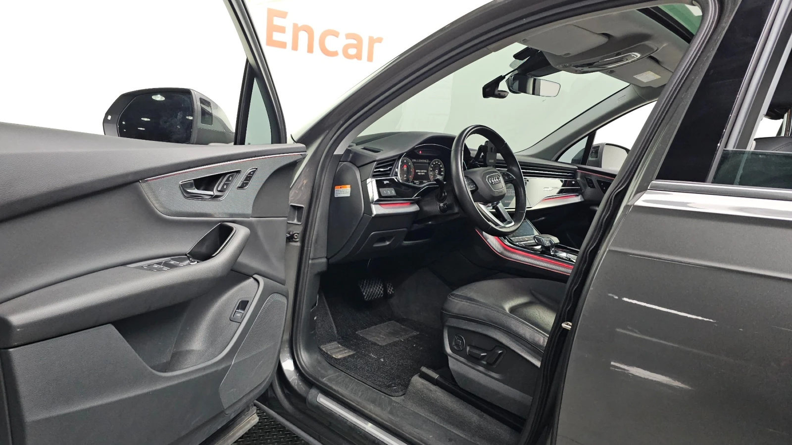 Audi Q7 3.0 45TDI Quattro , снимка 8 - Автомобили и джипове - 55405056