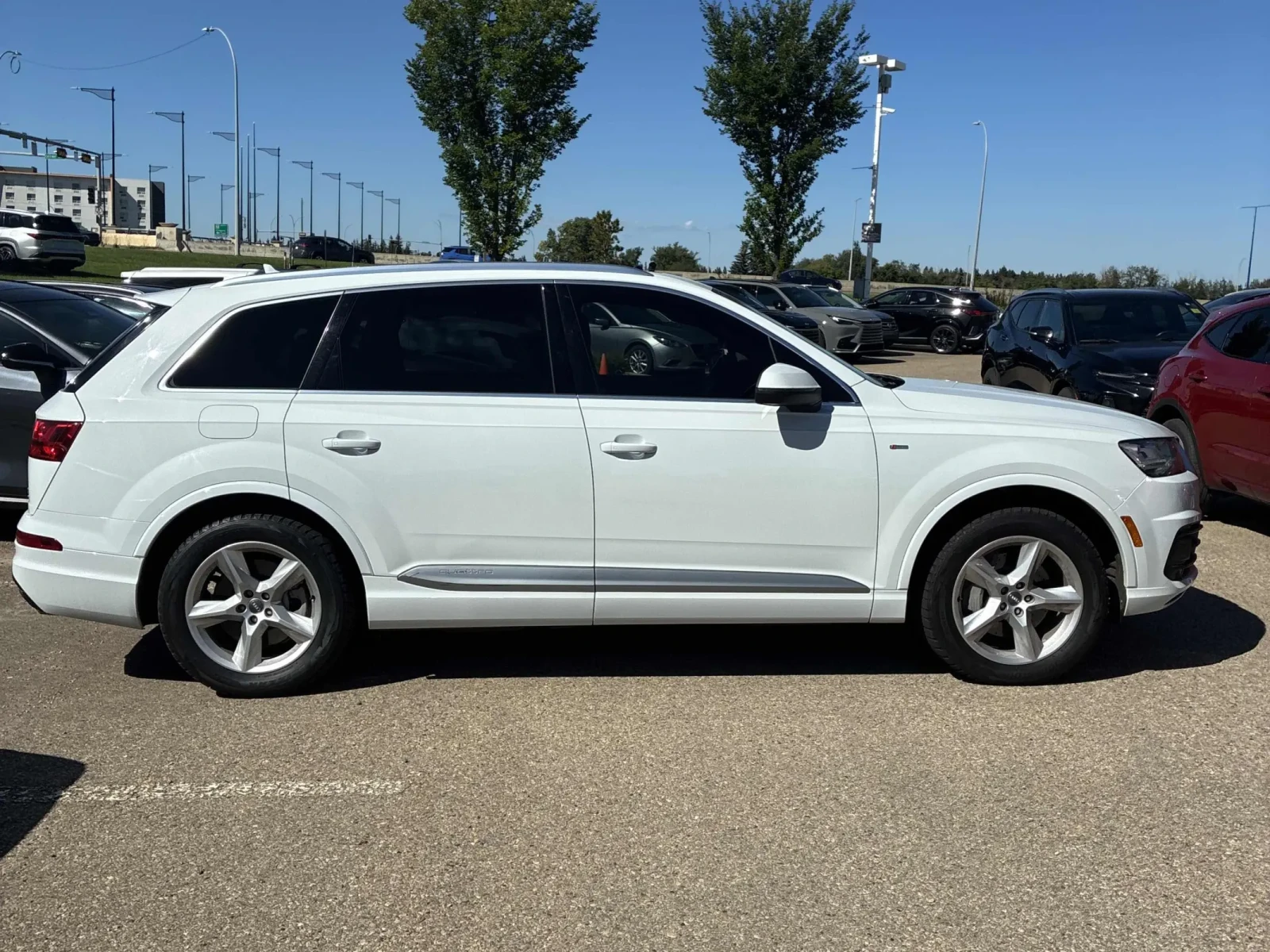 Audi Q7 3.0T QUATTRO* ОБДУХ* ПОДГРЕВ* 360* ПАНО* , снимка 4 - Автомобили и джипове - 55741504