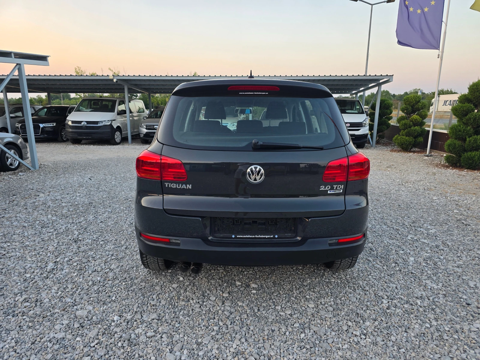 VW Tiguan 2.0 TDI BLUEMOTION !! ЕВРО 6 !! МЕДИЯ !!!, снимка 4 - Автомобили и джипове - 55767734