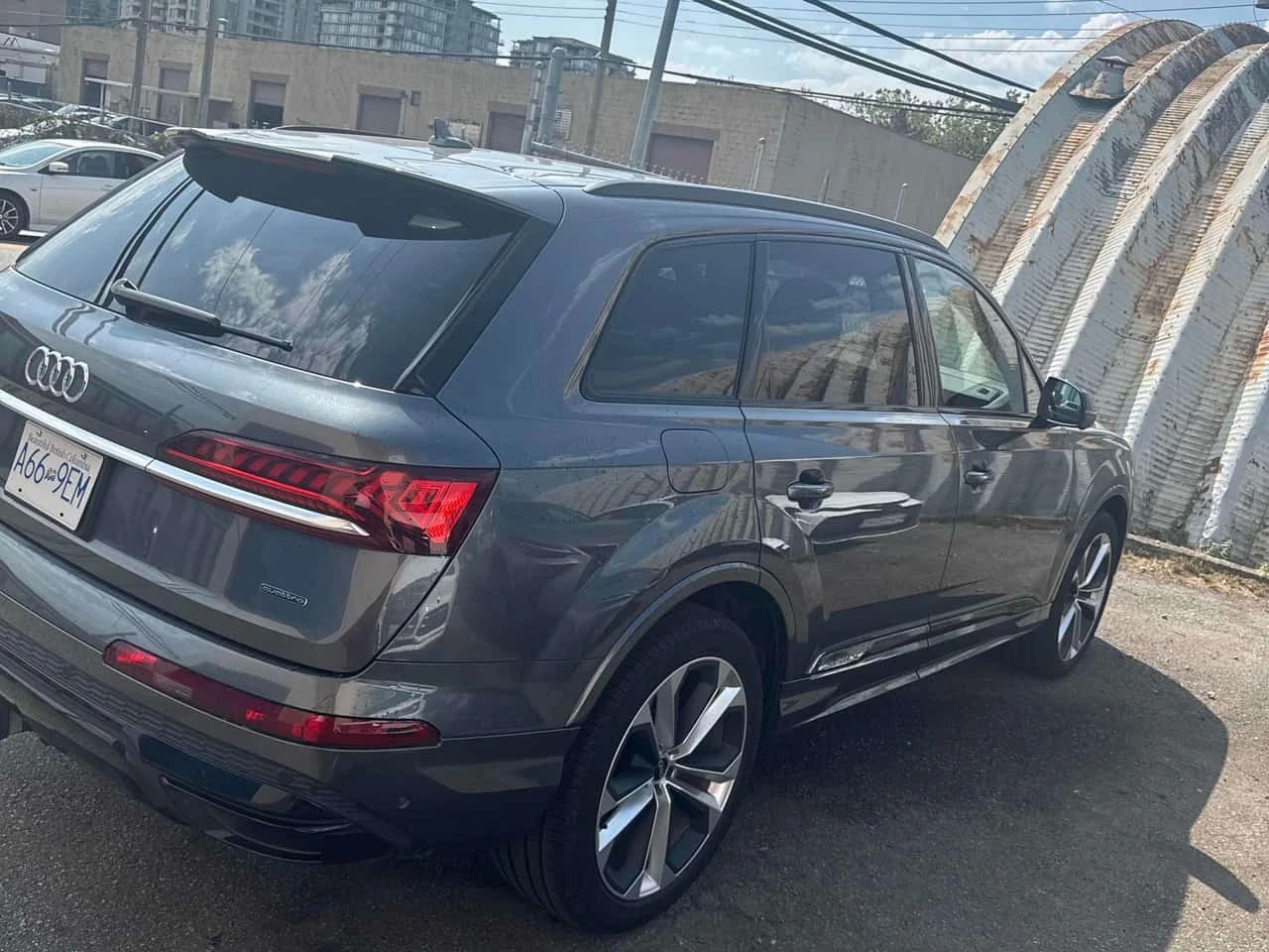 Audi Q7 / MATRIX /  ОБДУХВАНЕ / CARFAX / АВТОКРЕДИТ, снимка 3 - Автомобили и джипове - 55782379