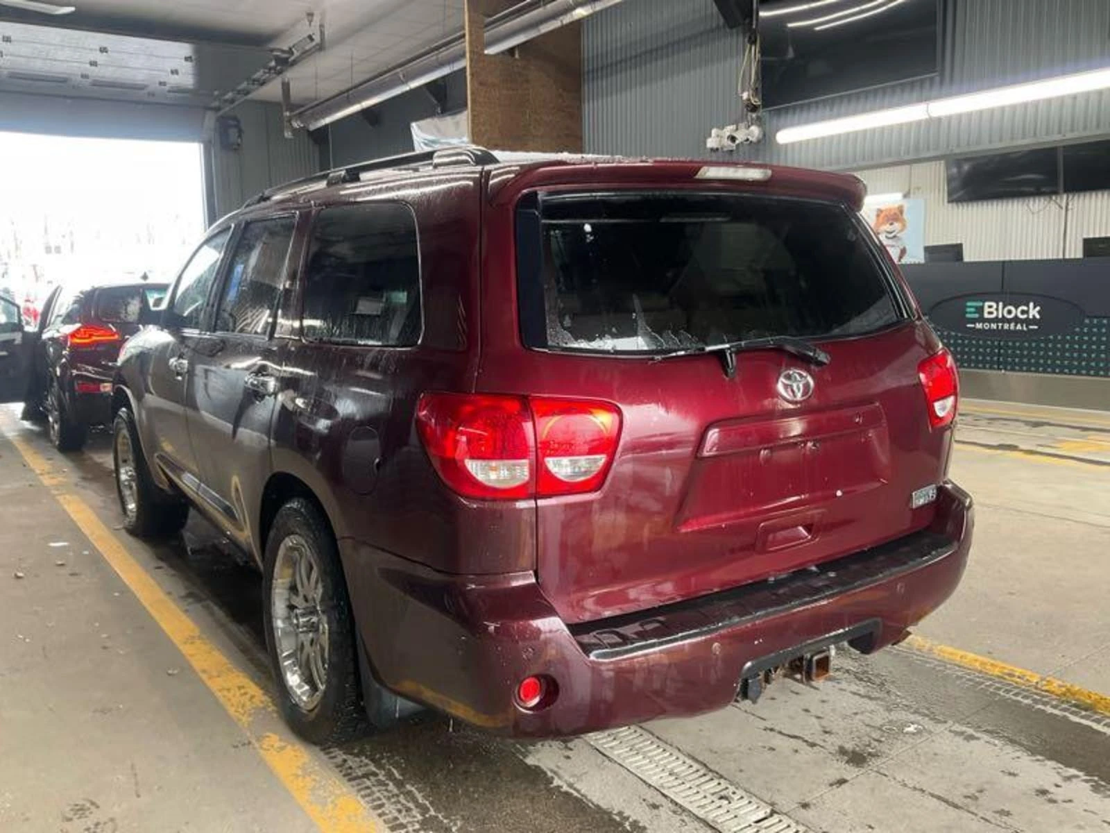 Toyota Sequoia * Platinum * АВТОКРЕДИТ БЕЗ ПЪРВОНАЧАЛНА ВНОСКА* , снимка 2 - Автомобили и джипове - 56051845