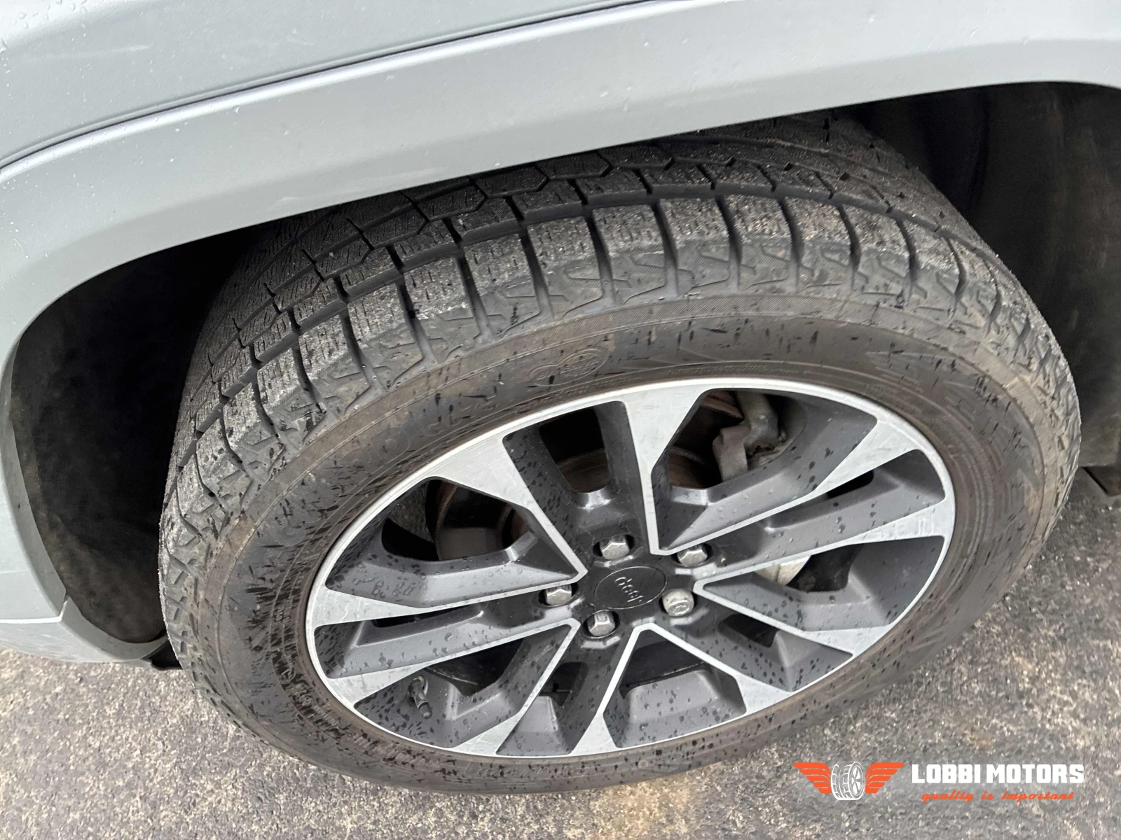 Jeep Grand cherokee, снимка 13 - Автомобили и джипове - 56102734