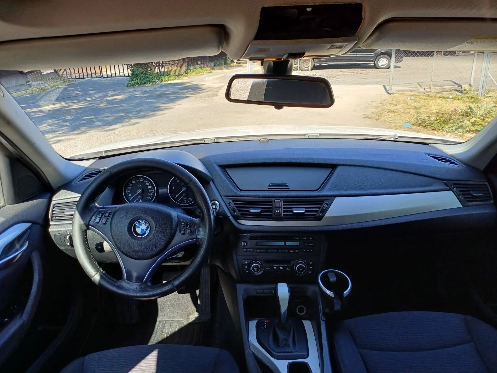 BMW X1 2.3d xDrive , снимка 12 - Автомобили и джипове - 56159409