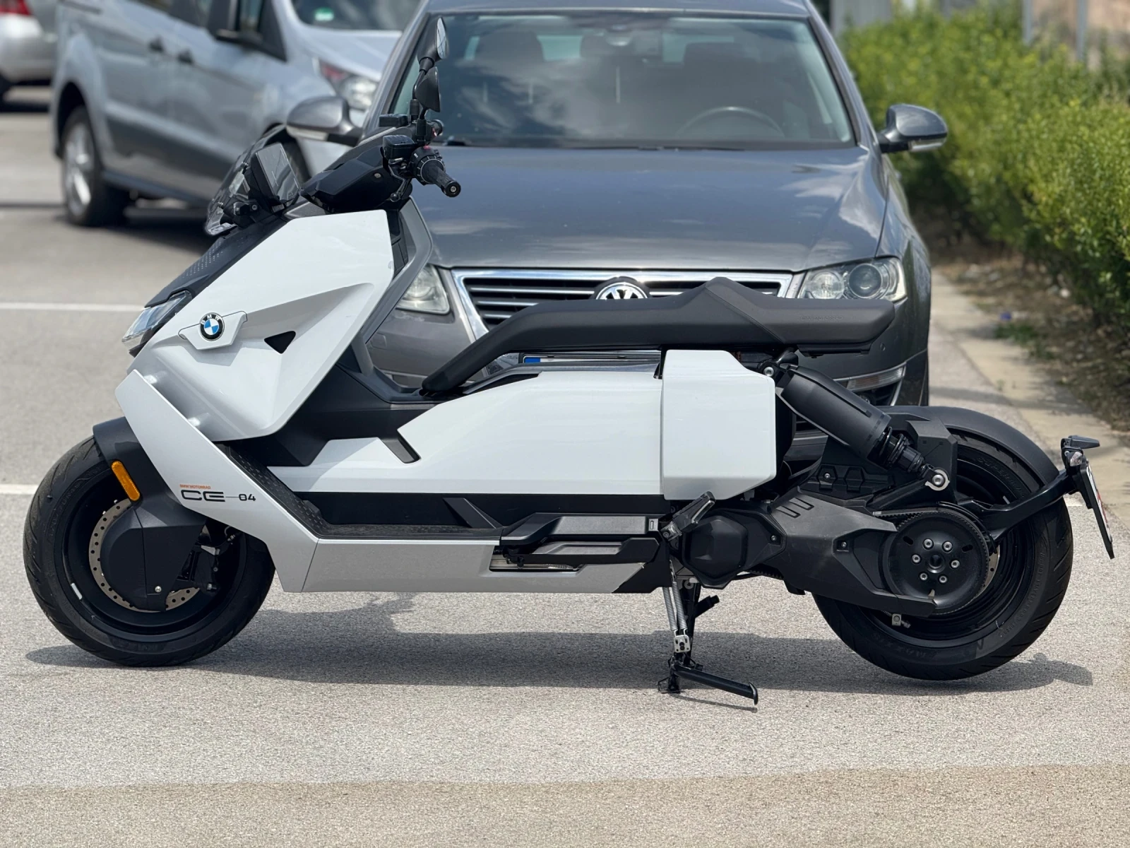BMW C CE 04 ЧИСТО НОВ *  - изображение 4