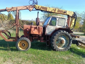 Трактор ЮМЗ с щипка, снимка 4