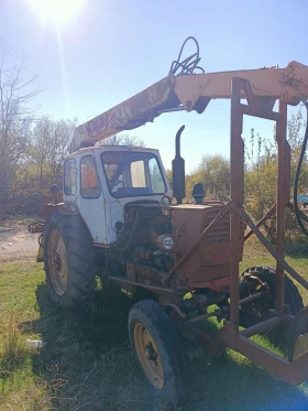 Трактор ЮМЗ с щипка, снимка 1