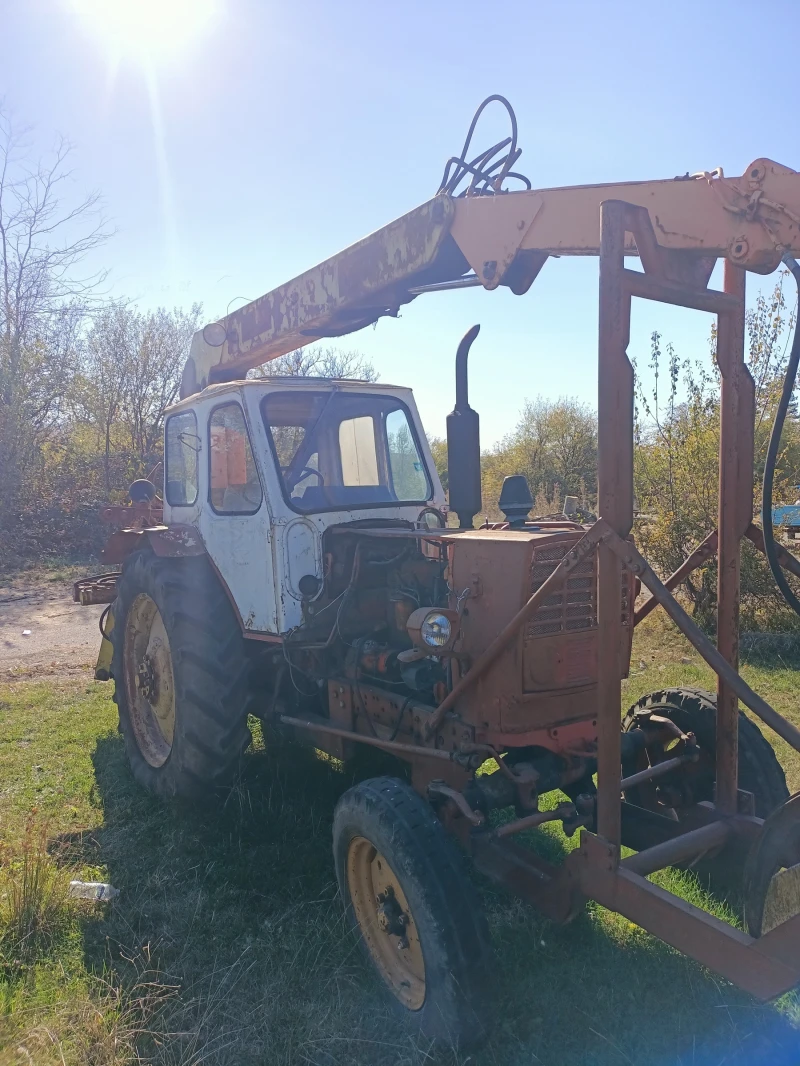 Трактор ЮМЗ с щипка