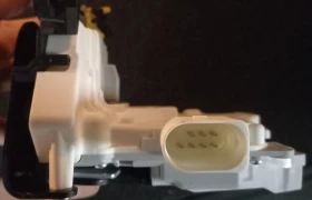 Задна дясна брава Сеат,чисто нова, снимка 6