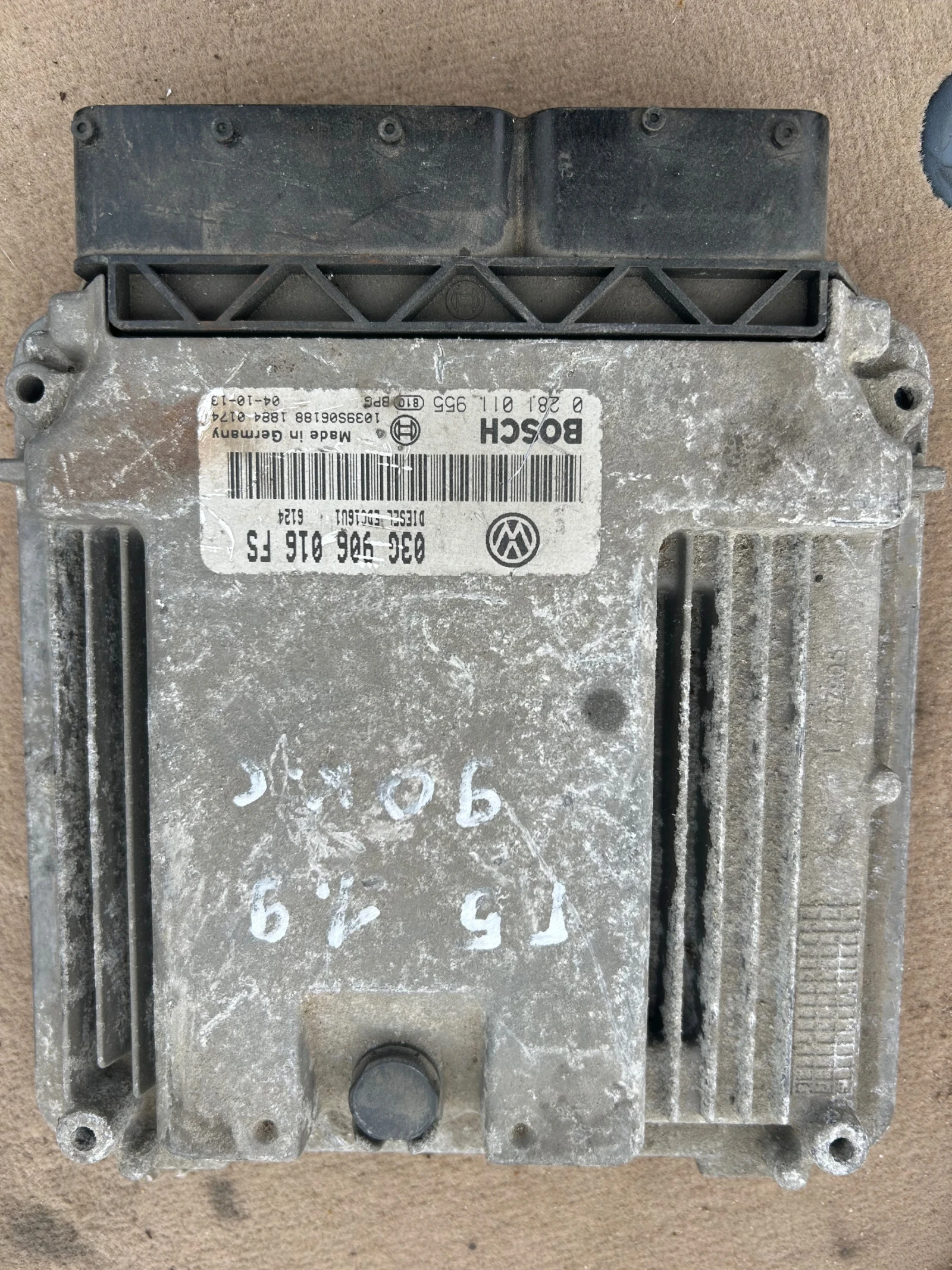 03G906016FS компютър двигател VOLKSWAGEN GOLF 5 1.9TDI 0281011955