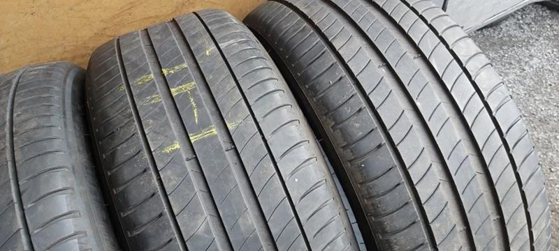 Гуми Летни 245/45R18, снимка 4 - Гуми и джанти - 31359579