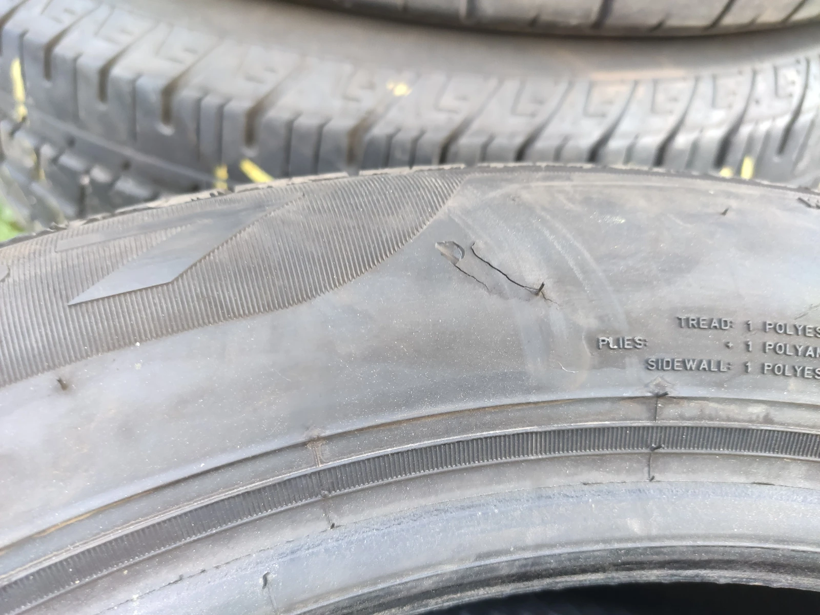 Гуми Летни 205/55R17, снимка 9 - Гуми и джанти - 54655453