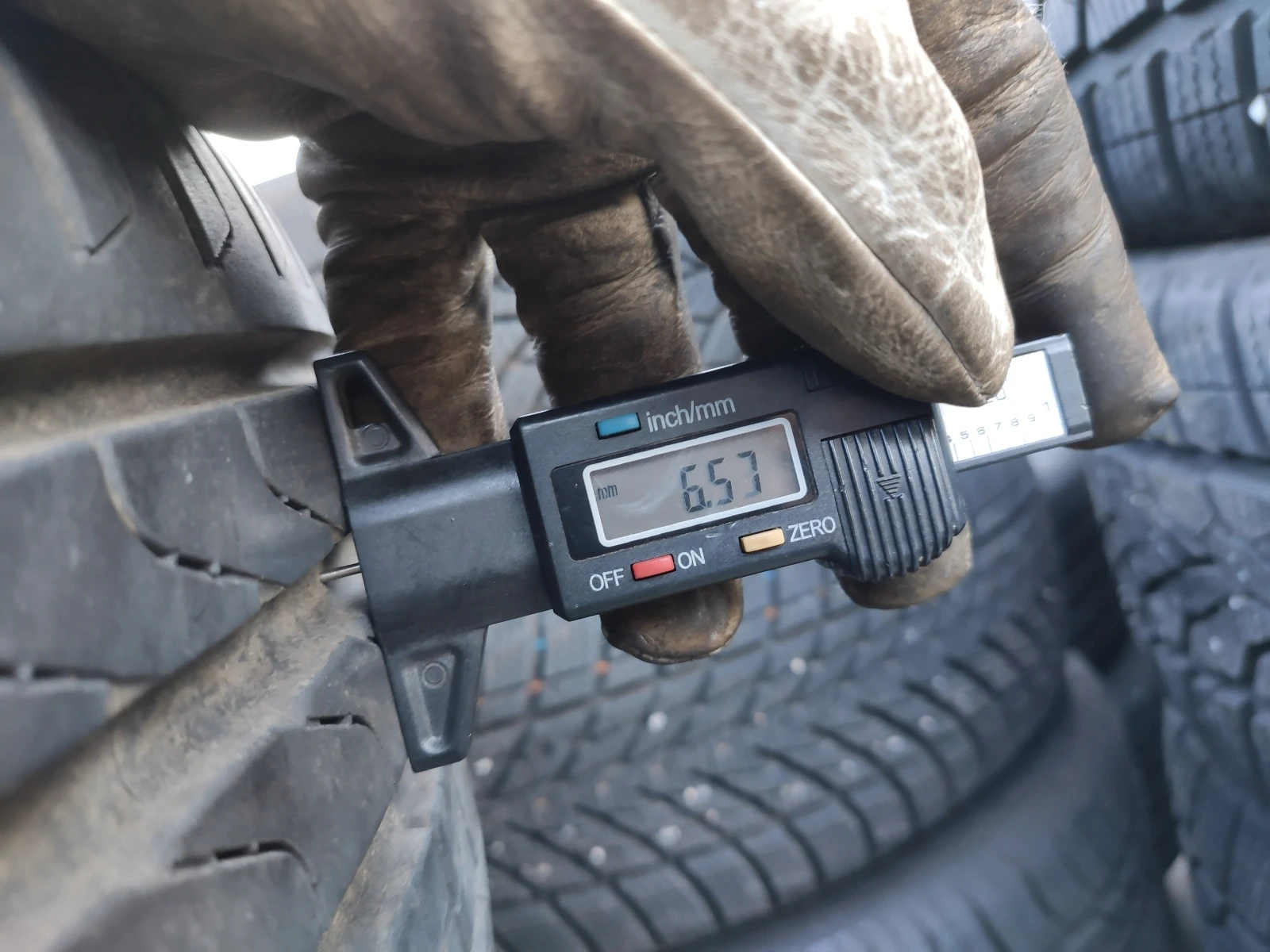 Гуми Летни 205/55R17, снимка 6 - Гуми и джанти - 54655453