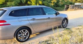 Peugeot 308 1.2i