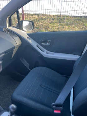 Toyota Yaris, снимка 6