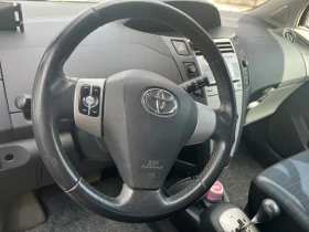 Toyota Yaris 1.3, снимка 10