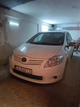 Toyota Auris 1.33 VVT-i, 99 к.с, Закупена от БГ, Сменена Верига, снимка 3