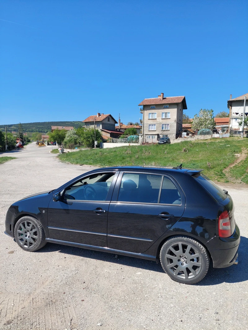 Skoda Fabia, снимка 2 - Автомобили и джипове - 46762653