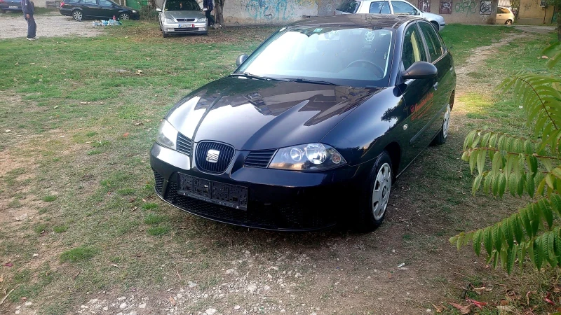 Seat Ibiza 1.2i 12v, снимка 3 - Автомобили и джипове - 47612863